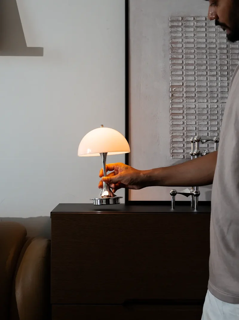 Nova Pure Portable Mushroom Lamp