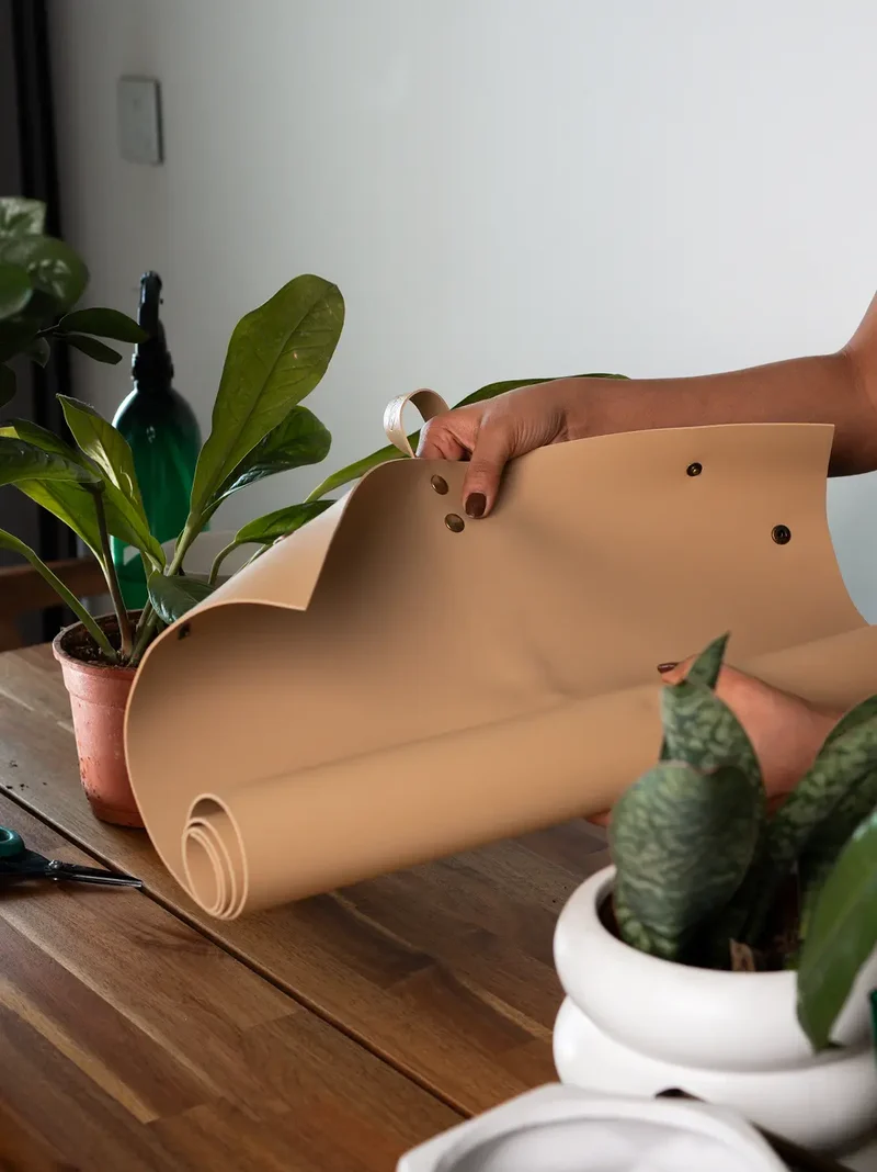 Solum Tan Potting Mat