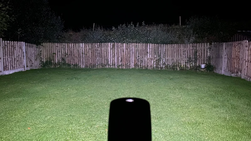Kit invernale / Torcia ricaricabile a LED Autolamps con base di ricarica