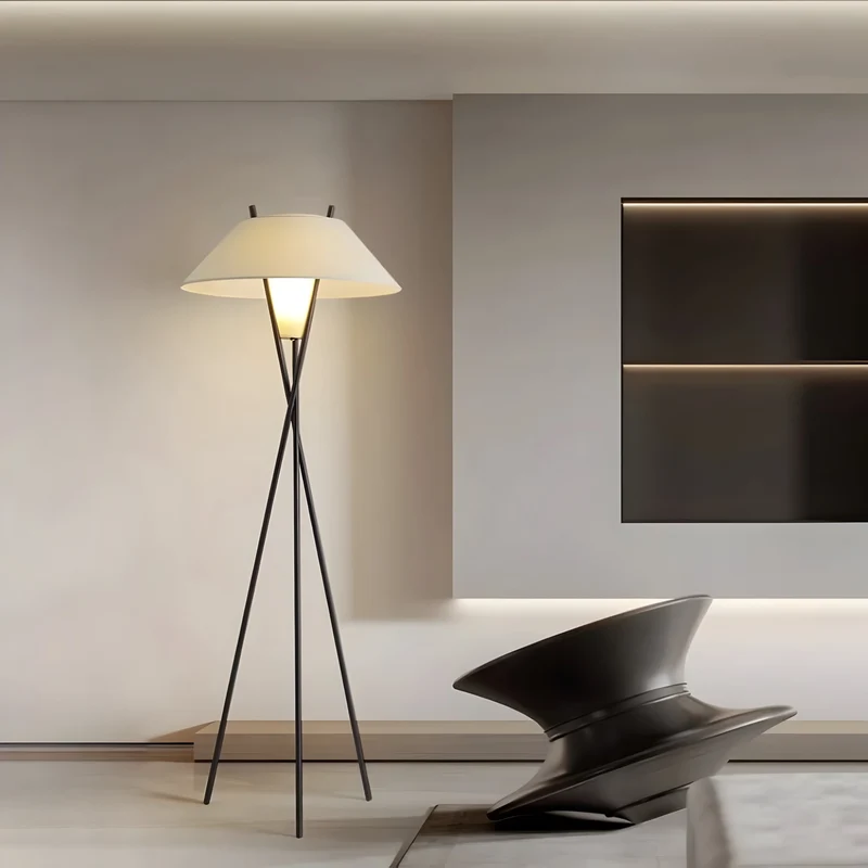 Designer Stehlampe Japandi