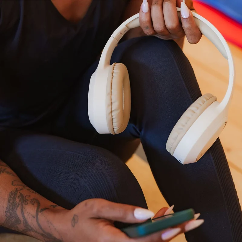 Trevi DJ 12E60 BT Cuffie DJ Hi-Fi Wireless ricaricabili con microfono e LED RGB multicolore, Cuffie on-ear ad archetto a batteria, ingresso AUX e Micro SD, tasto chiamate