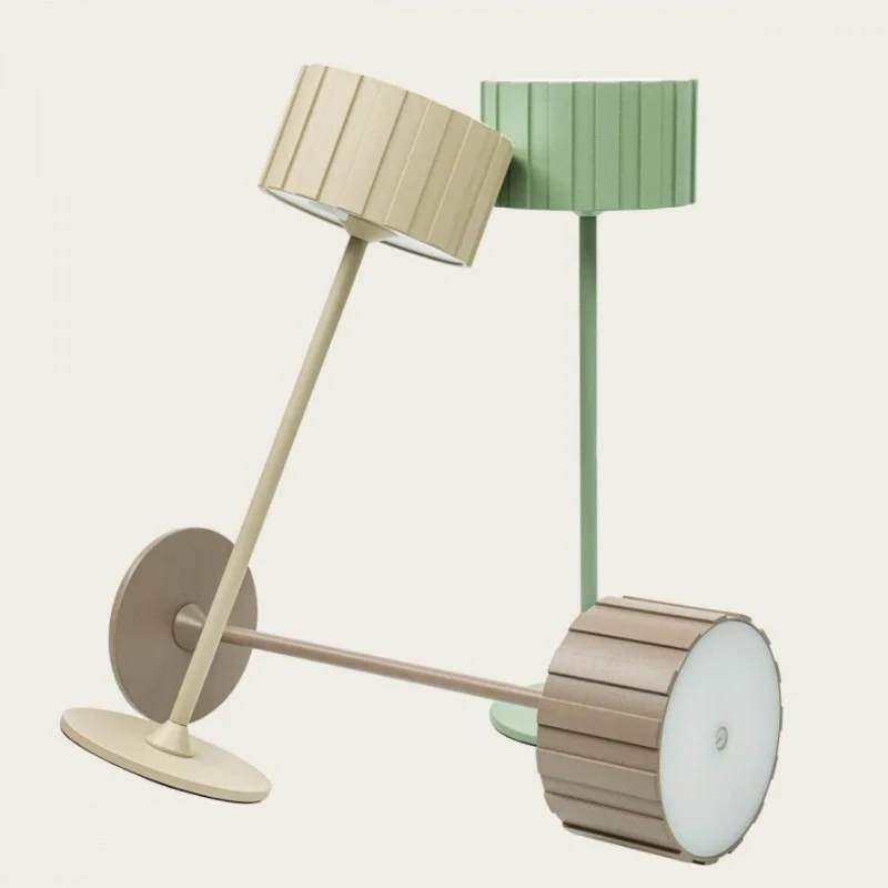 Anima lampada da tavolo 8.3x26cm (art.E488-489-900)