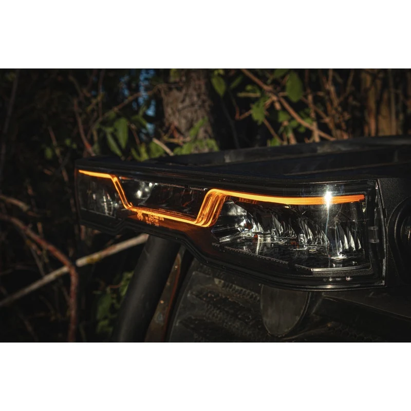 Barra luminosa X-Spider Venom da 22" con luci diurne a LED bianche e strobo ambra.