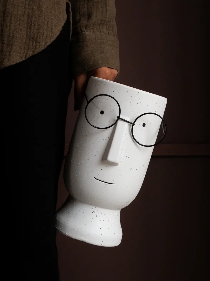 Jojo White Ceramic Planter
