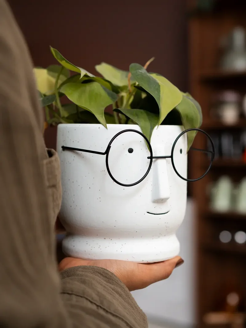 Jojo White Ceramic Planter