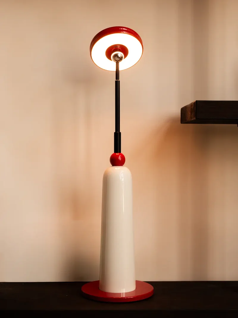 3-in-1 Frisbee Retractable Lamp