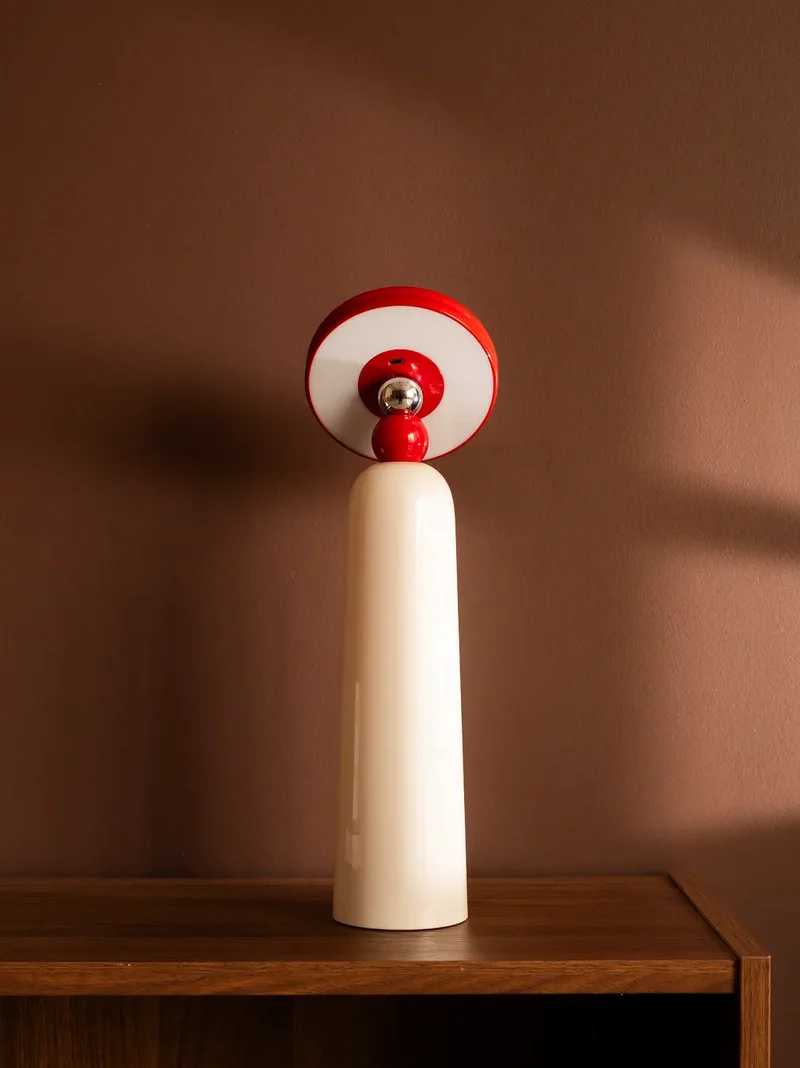 3-in-1 Frisbee Retractable Lamp