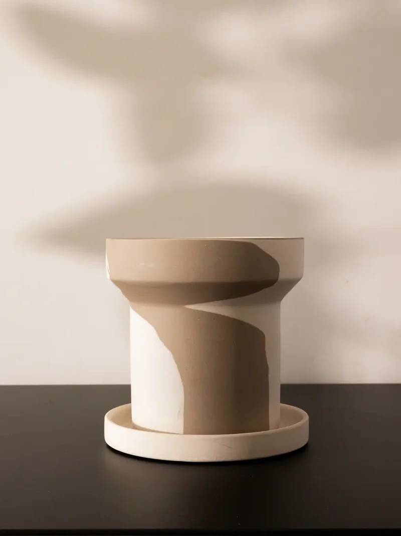 Dune Ceramic Planter - White and Brown