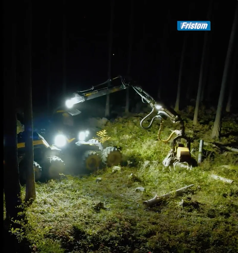 Luci di lavoro a LED ovali Fristom / oltre 6000 lumen