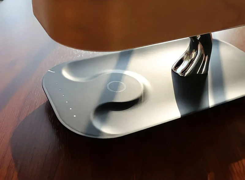 Designer Tischlampe Lautsprecher Kombi Baum-Optik