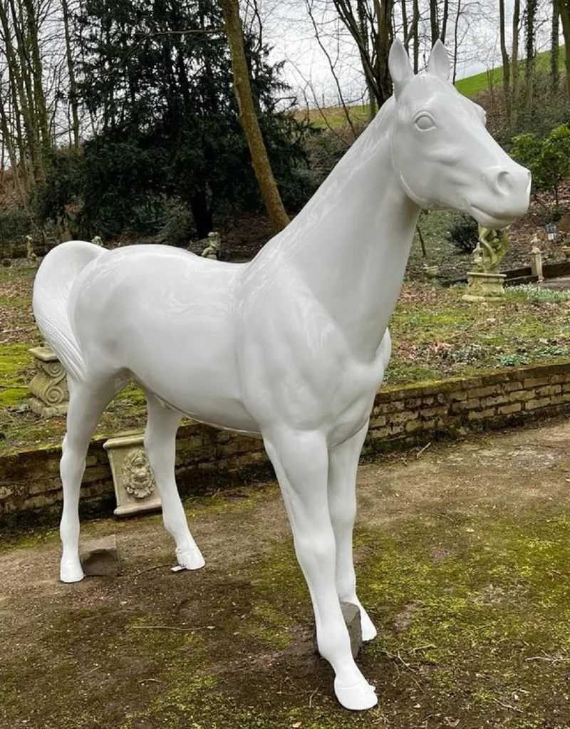 Casa Padrino Luxus XXL Deko Skulptur Pferd Weiß 220 x H. 190 cm
