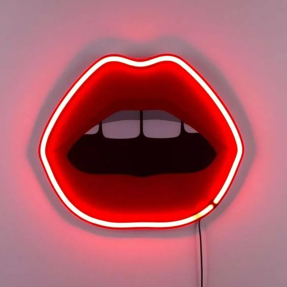 neon lips