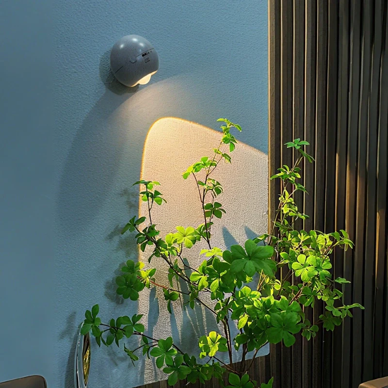EasyStick™ Rotatable Spotlight