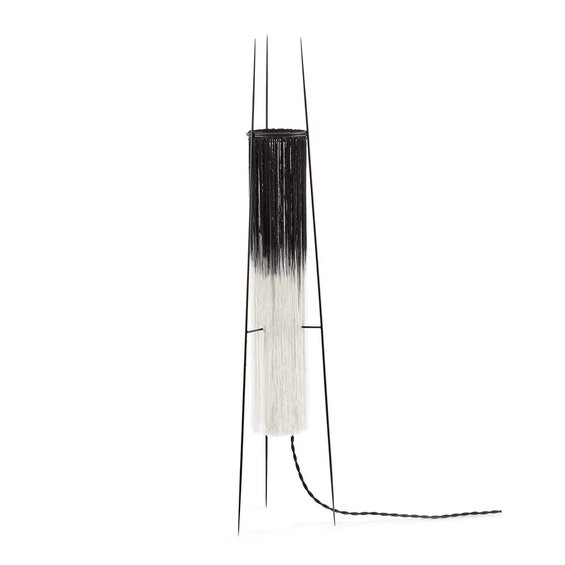 Kiki - Lampe à poser en acier et viscose, style minimaliste