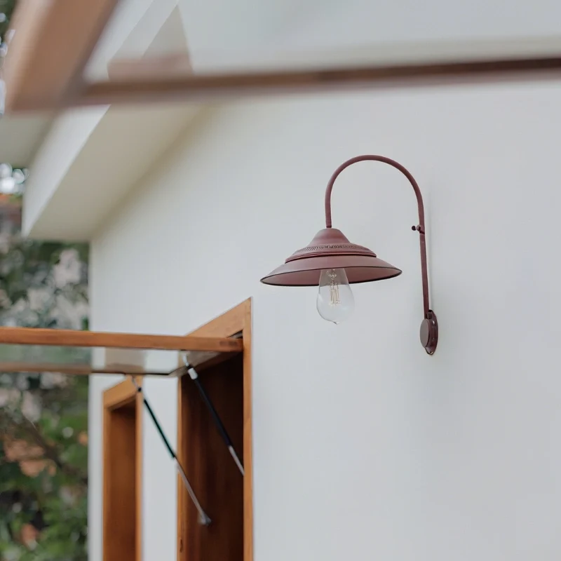 SolaHeritage™ Wall Light