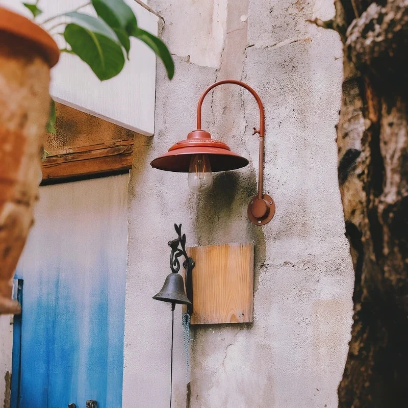 SolaHeritage™ Wall Light