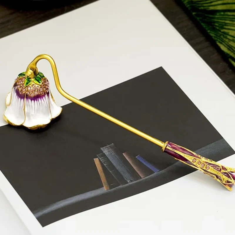 Velisse™ Candle Snuffer