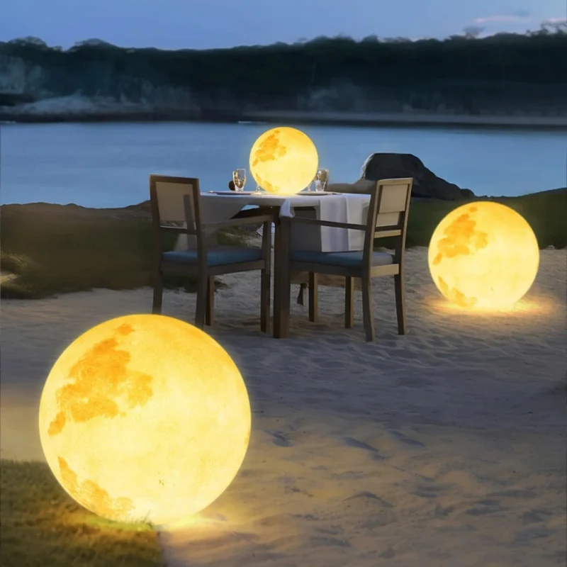 Selene™ Moon Garden Light