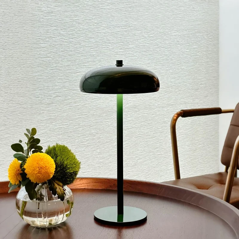 Sleek Retro Table Lamp