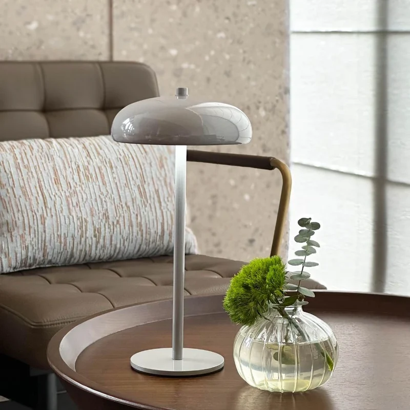 Sleek Retro Table Lamp