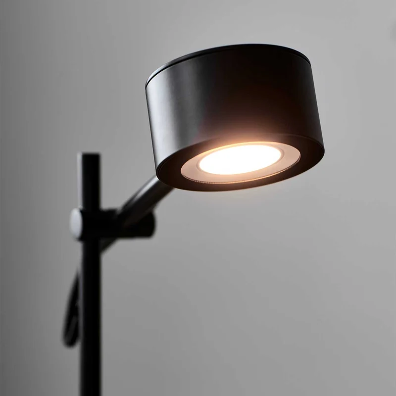 Clyde - Lampadaire LED à double lumière en acier, style moderne
