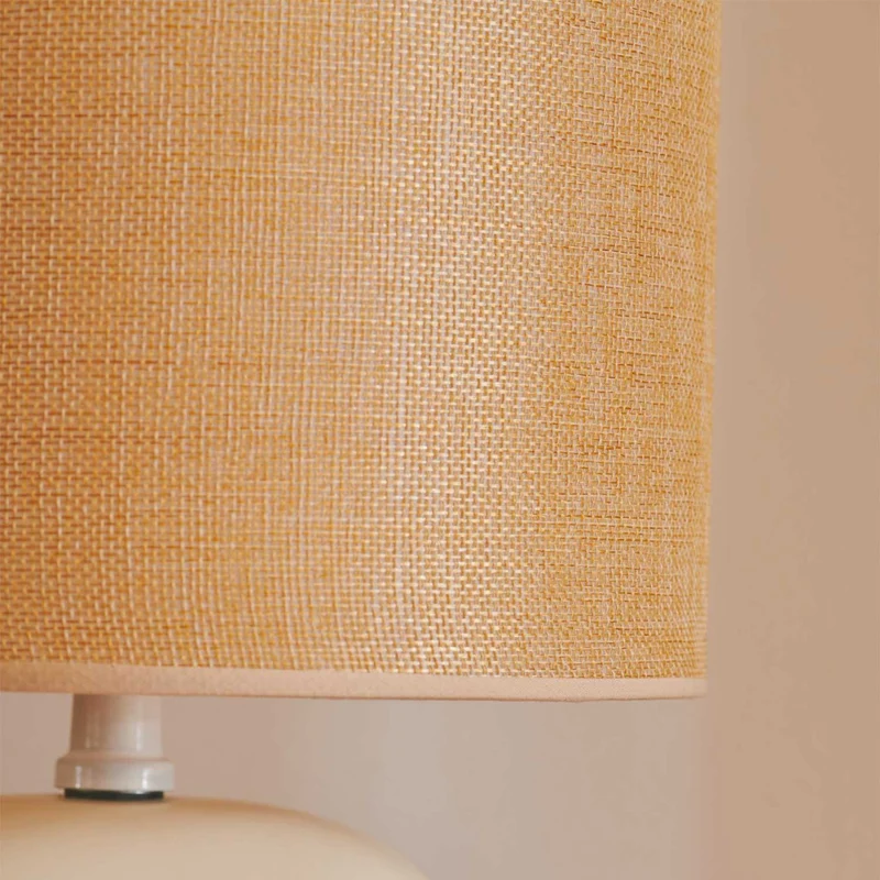 Haze - Lampe à poser à abat-jour textile en céramique et textile, style contemporain