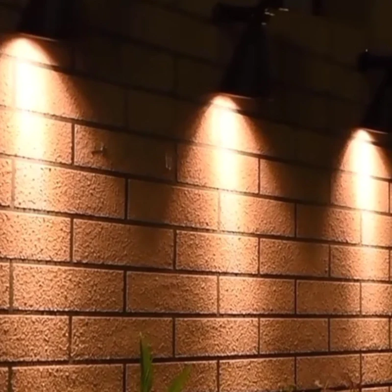 Solar Powered Garden Spotlight