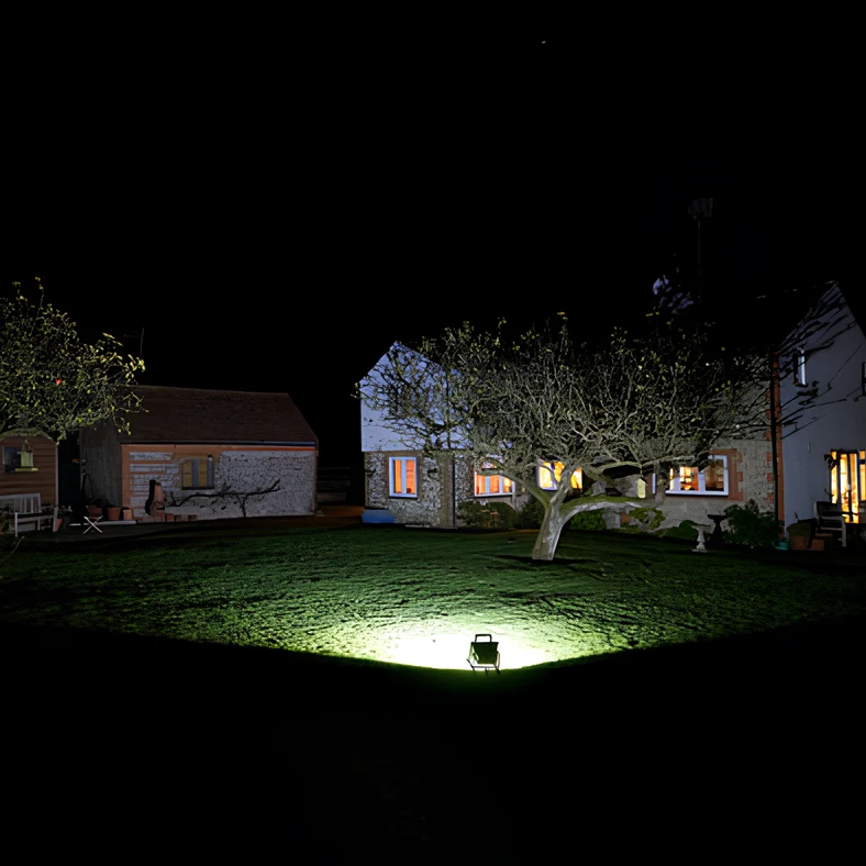 Lumina™ Solar Floodlight