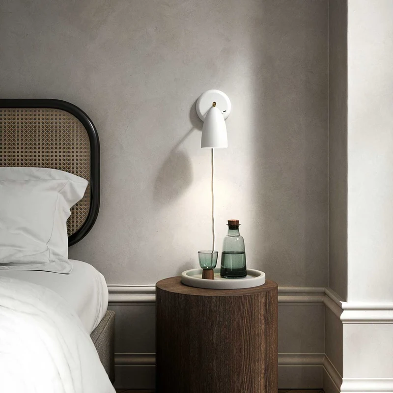 Nexus - Applique murale orientable en acier, style moderne
