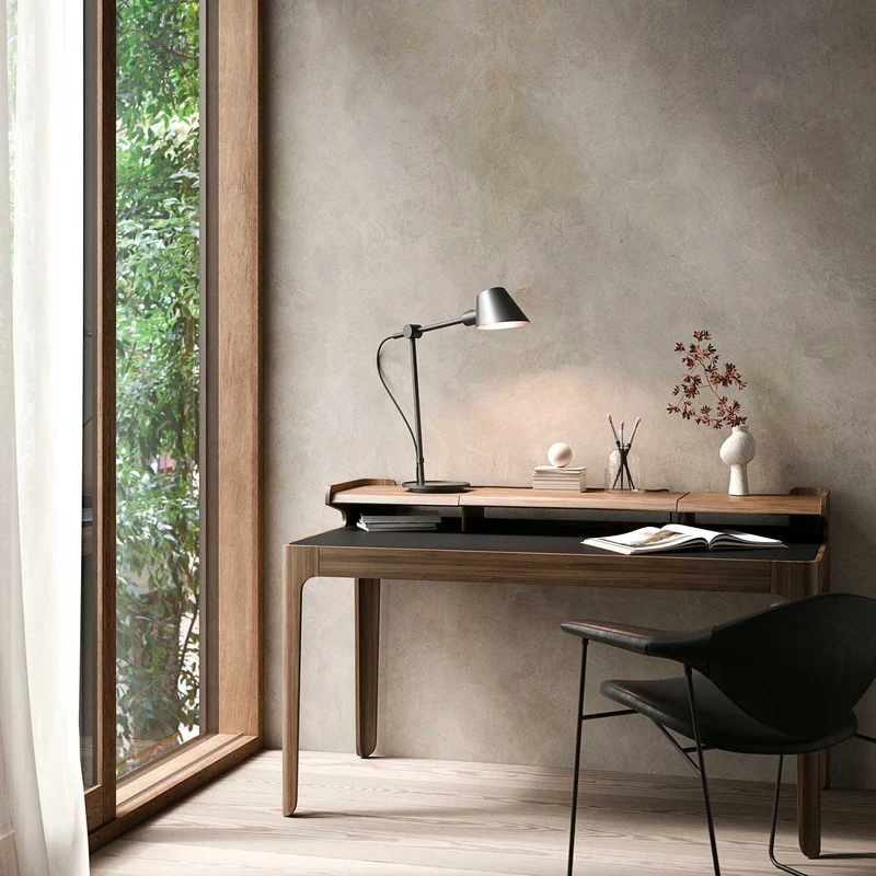 Stay - Lampe à poser de bureau articulée en acier, style contemporain