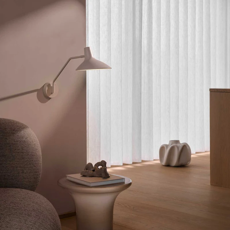 Darci - Applique murale à long bras tactile en acier, style moderne