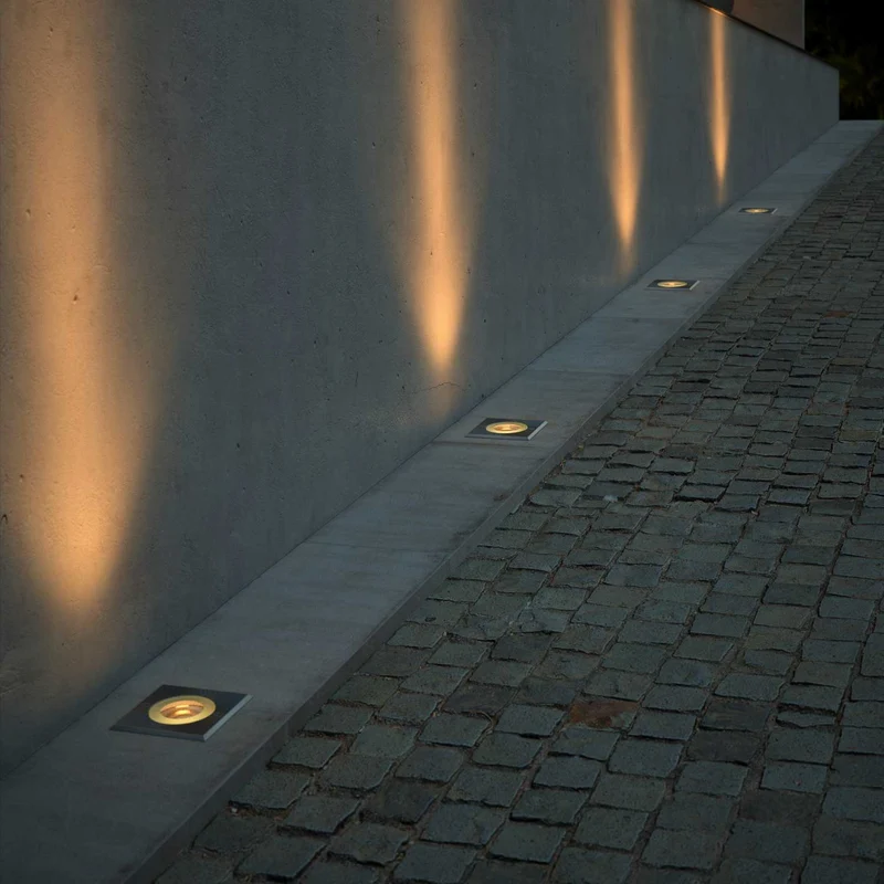 Andor - Spot encastré de sol carré IP67 en acier, style moderne