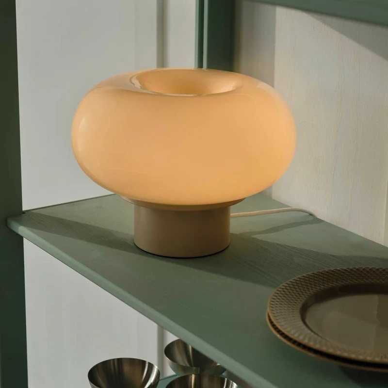 Malti - Lampe à poser à silhouette annulaire en acier et verre, style contemporain