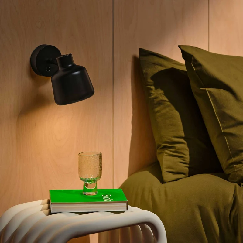 Louella - Applique murale orientable compacte en acier, style moderne