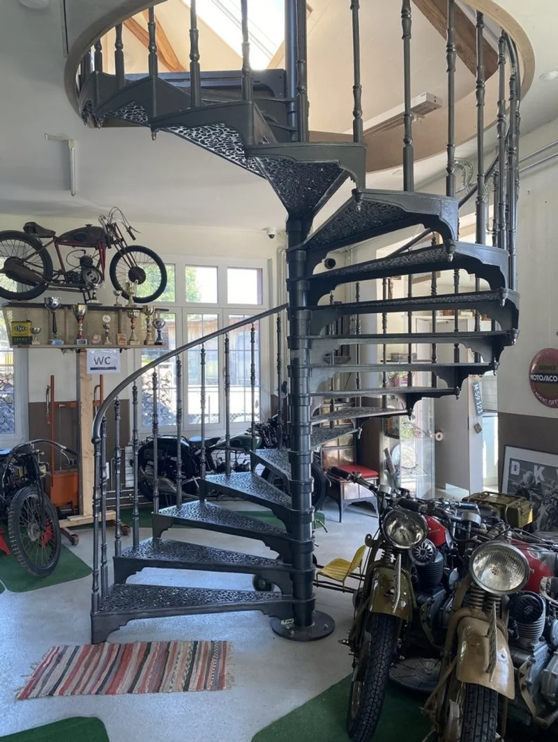 Casa Padrino Gusseisen Geländerpfosten Schwarz H. 98 cm - Prunkvoller Zierpfosten - Balkon & Treppen Geländer