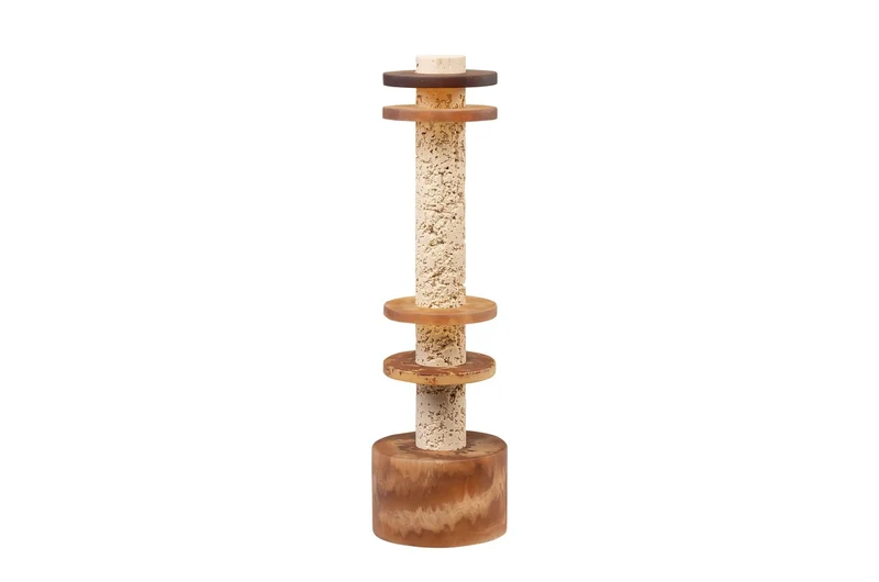 Casa Padrino Luxus Deko Objekt Cremeweiß / Braun Ø 12,1 x H. 42,5 cm - Skulptur Strata aus Kunstharz und Sand - Luxus Deko Accessoires