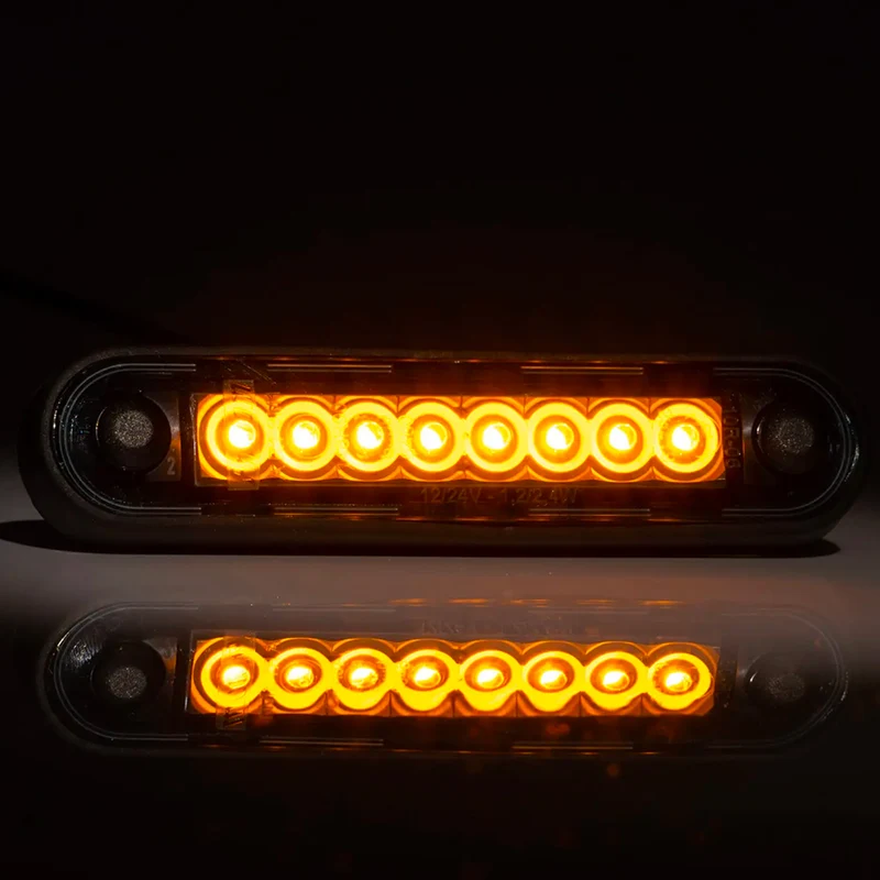 Freni di posizione a LED lunghi Fristom con lente fumé
