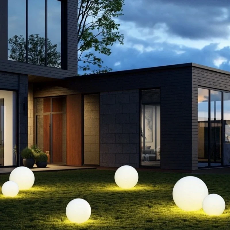 Spherical Garden Light