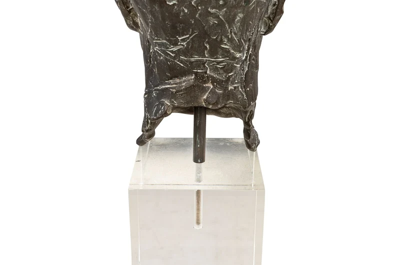 Casa Padrino Luxus Deko Skulptur Bronzefigur Bronze / Braun 15 x 23 x H. 45 cm - Massive Bronzeskulptur auf Plexiglas Sockel - Luxus Deko Accessoires