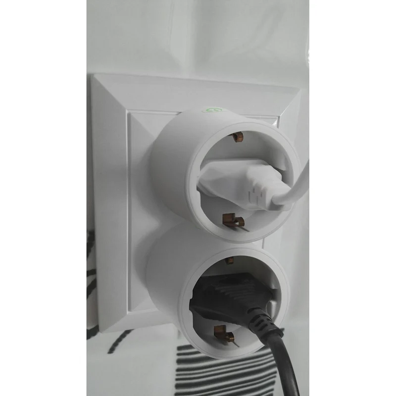 OSRAM ZigBee SMART+ Plug presa intelligente da interno, bianca