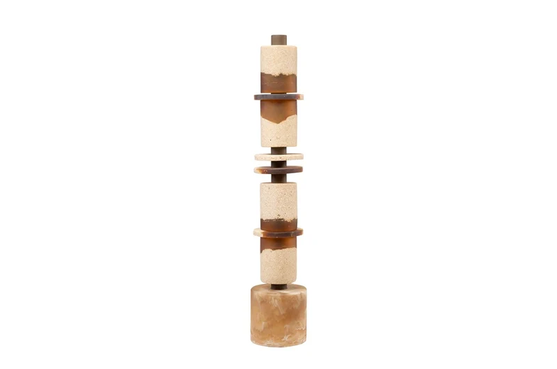 Casa Padrino Luxus Deko Objekt Cremeweiß / Braun Ø 11 x H. 62,7 cm - Hohe Skulptur Strata aus Kunstharz und Sand - Luxus Deko Accessoires