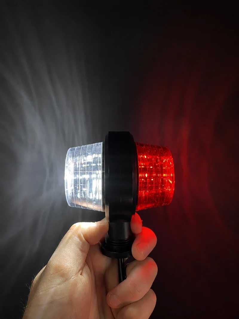 Luce di segnalazione a LED corta danese Old School / Lente rossa e trasparente