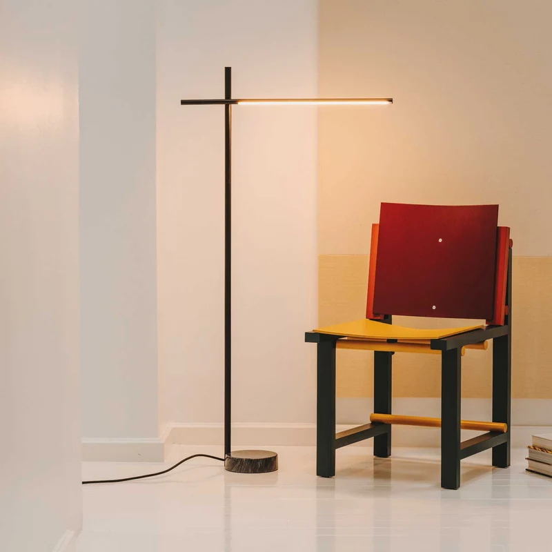Tubs - Lampadaire LED en acier et marbre, style architectural