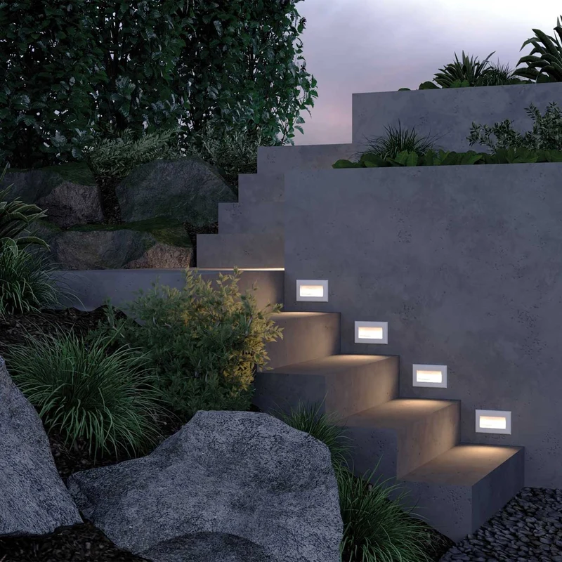 Bosca - Éclairage d'escalier extérieur avec LED intégrée