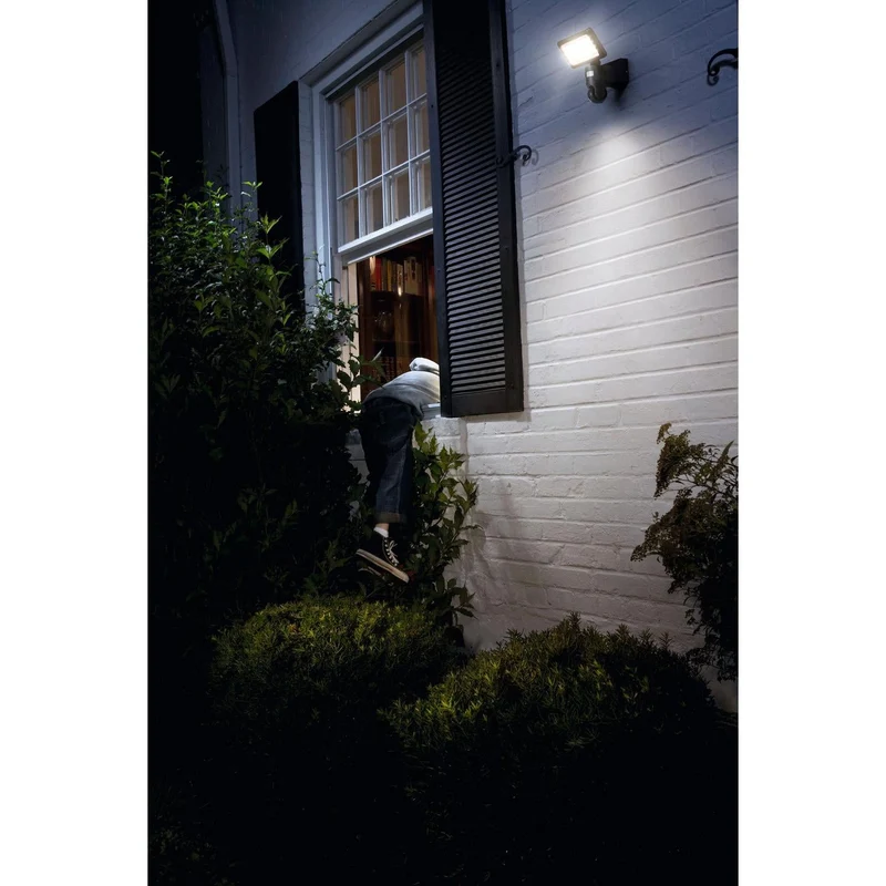 OSRAM Wifi SMART+ FARETTO DA GIARDINO CON TELECAMERA HD Sensore 23W / 3000K Bianco caldo
