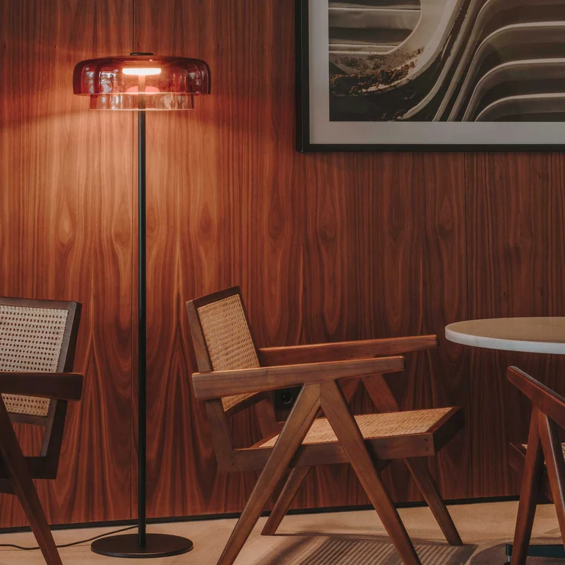 Levels 2 - Lampadaire LED en verre soufflé, style contemporain