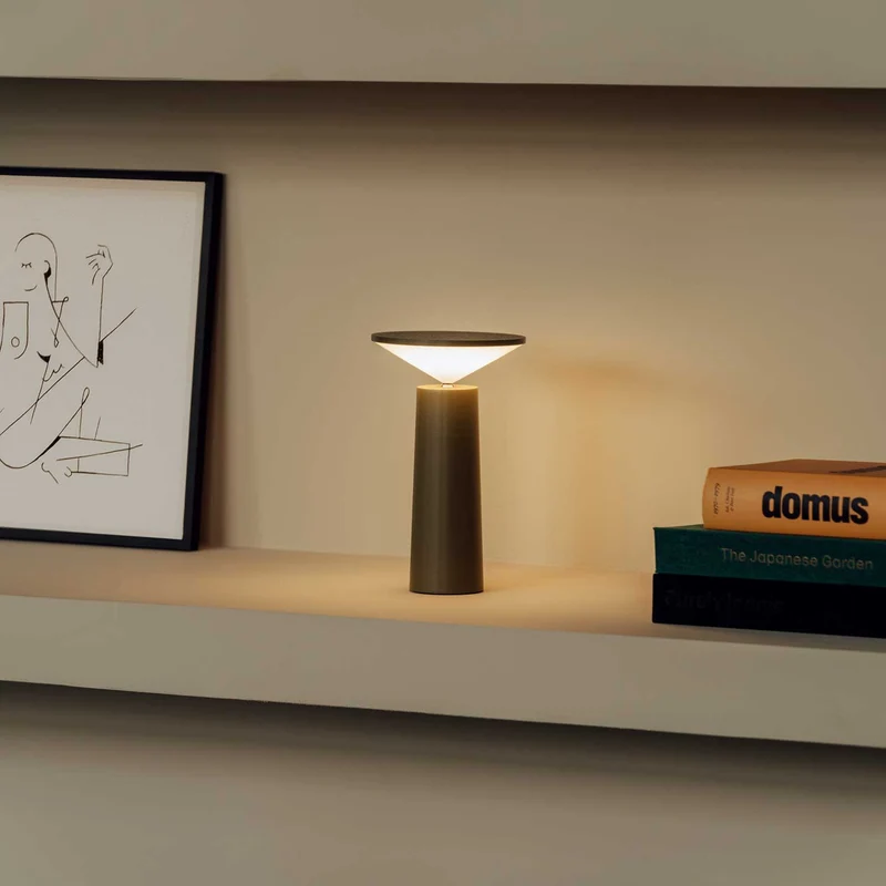 Cocktail - Lampe à poser en aluminium, style minimaliste