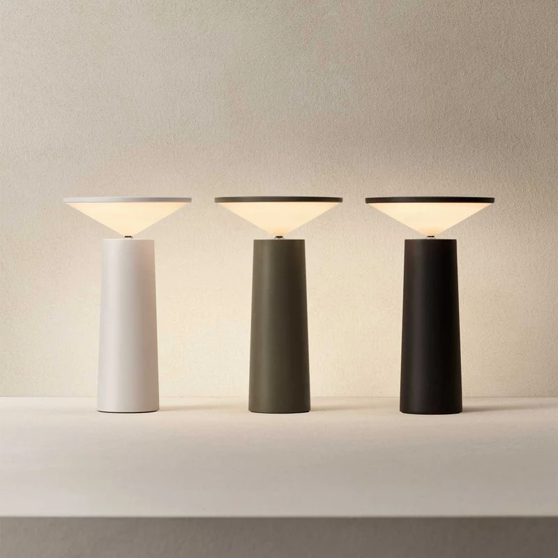 Cocktail - Lampe à poser en aluminium, style minimaliste