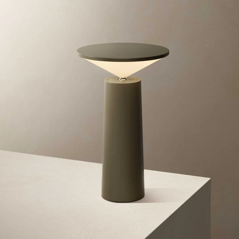 Cocktail - Lampe à poser en aluminium, style minimaliste