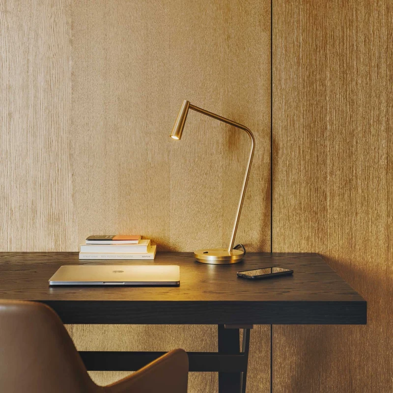 Gamma - Lampe à poser en acier et aluminium, style minimaliste